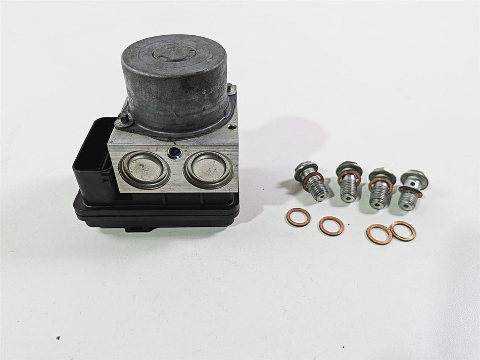 2018 Harley FLHCS Softail Heritage 115th Abs Brake Pump Module Unit 41100044B {{ shop.shopifyCountryName }} - Mototech271