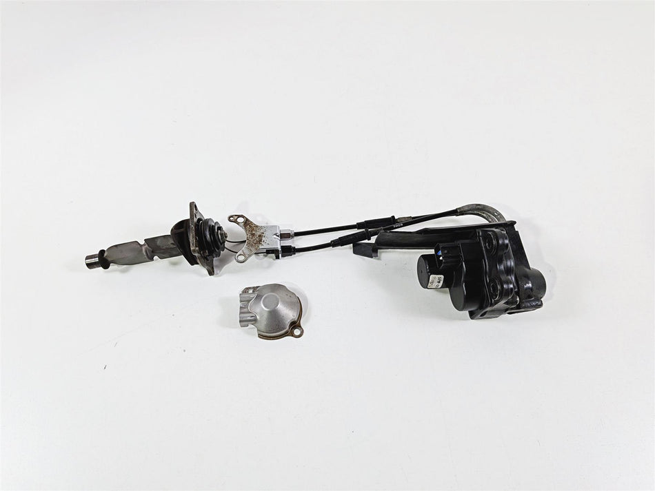 2008 Yamaha YZF R1 RN19 Exhaust Valve & Actuator Servo Motor 5VY-85820-10-00 {{ shop.shopifyCountryName }} - Mototech271