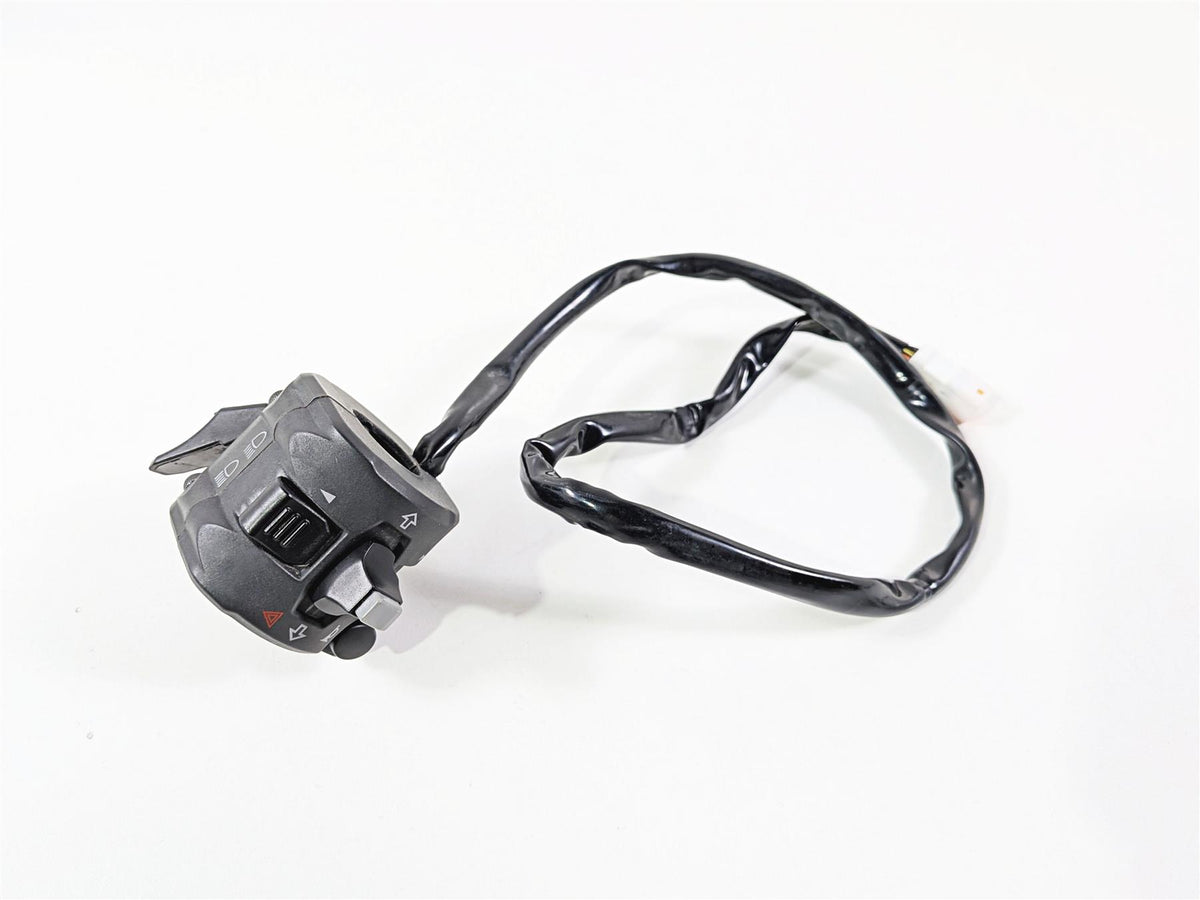 2019 Ducati 959 Panigale Left Hand Turn Signal Control Switch - Read 65110132A {{ shop.shopifyCountryName }} - Mototech271