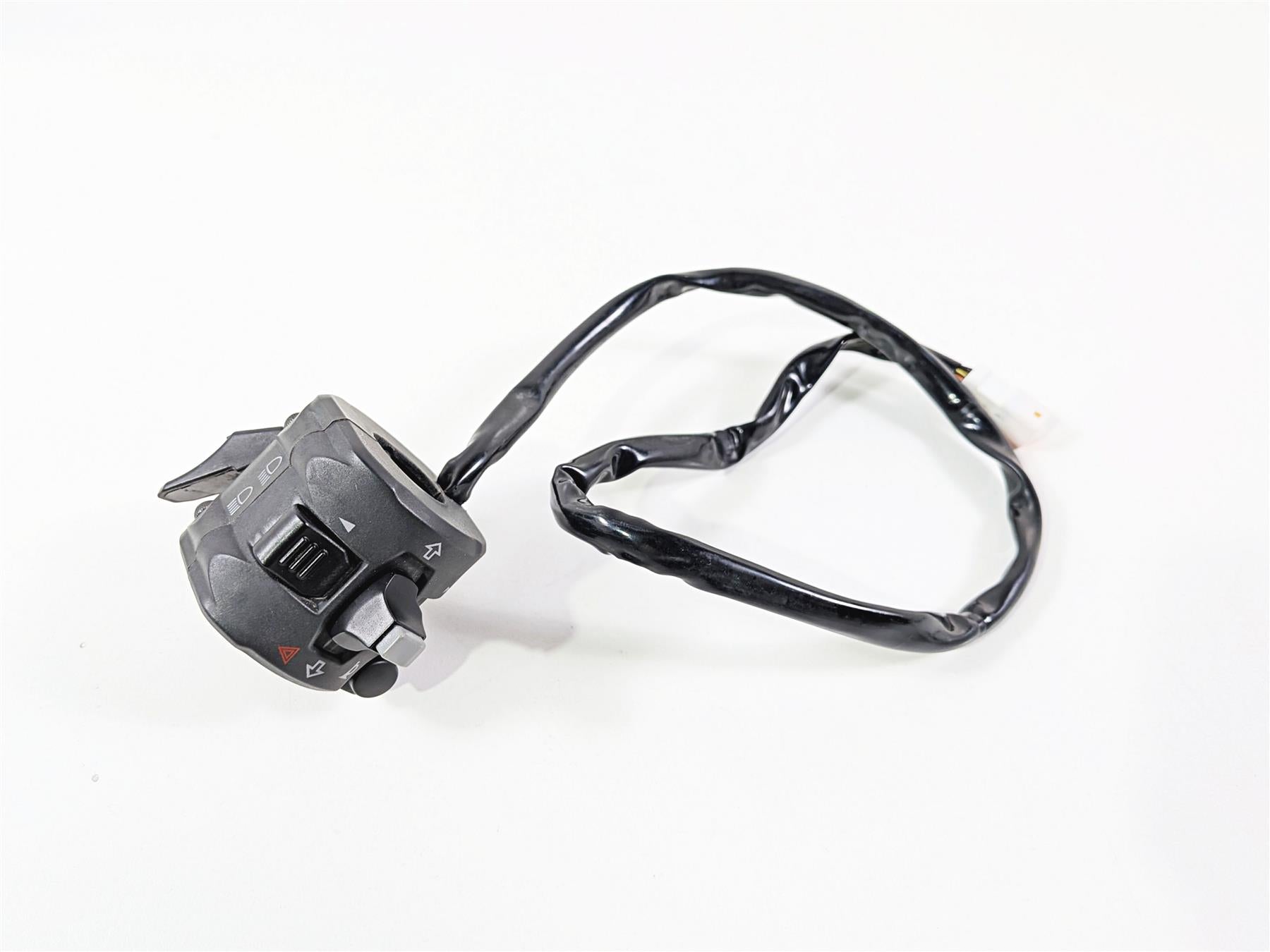 2019 Ducati 959 Panigale Left Hand Turn Signal Control Switch - Read 65110132A {{ shop.shopifyCountryName }} - Mototech271