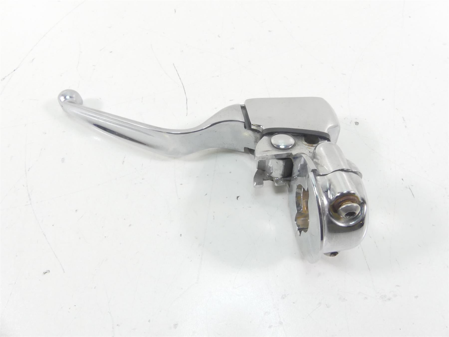 2004 Harley FXDWGI Dyna Wide Glide Chrome Clutch Perch & Lever 38608-96 45015-96