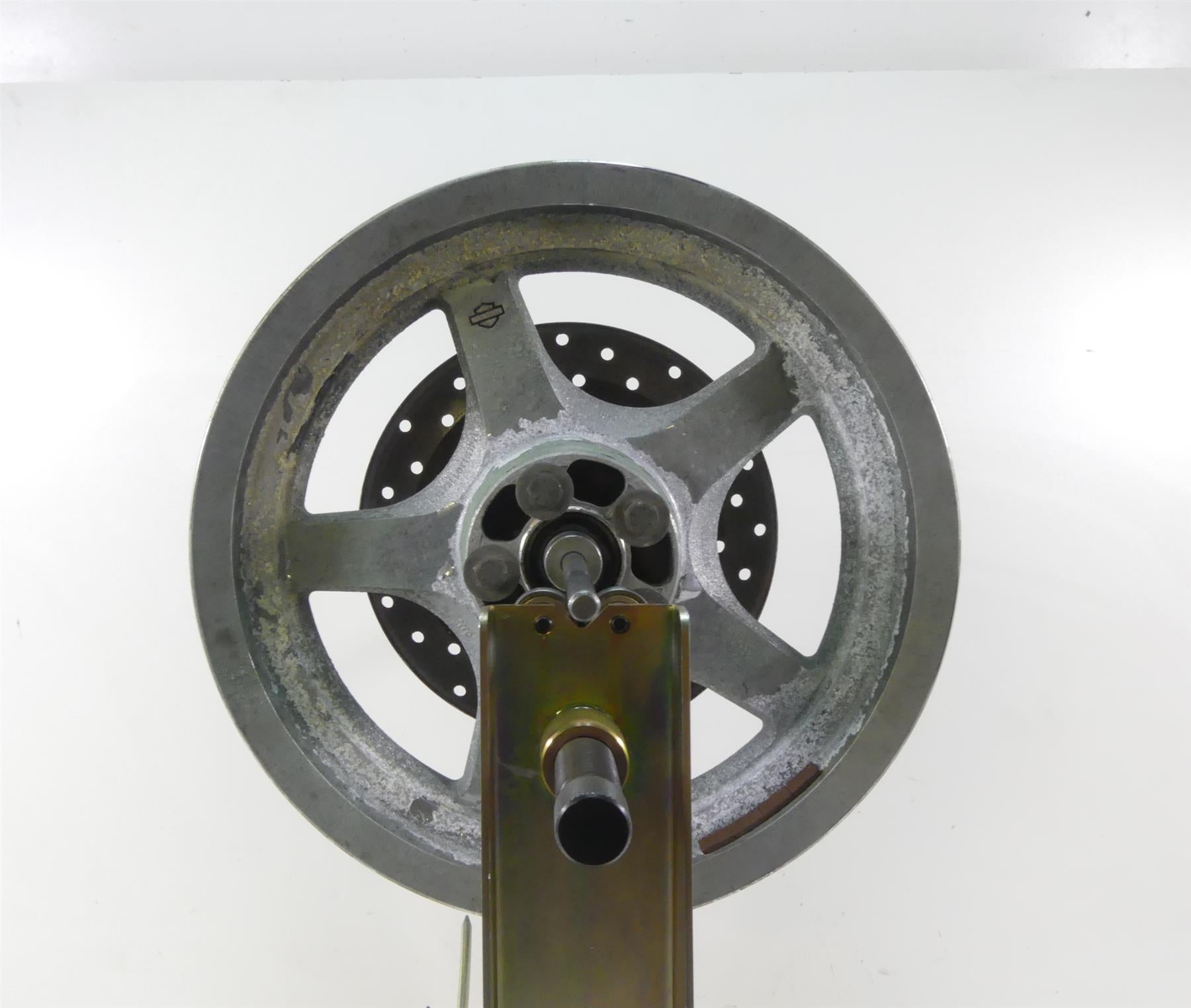 2005 Harley Touring CVO FLHTC SE Electra Glide  Rear Wheel 16x3 - Read 43846-02A