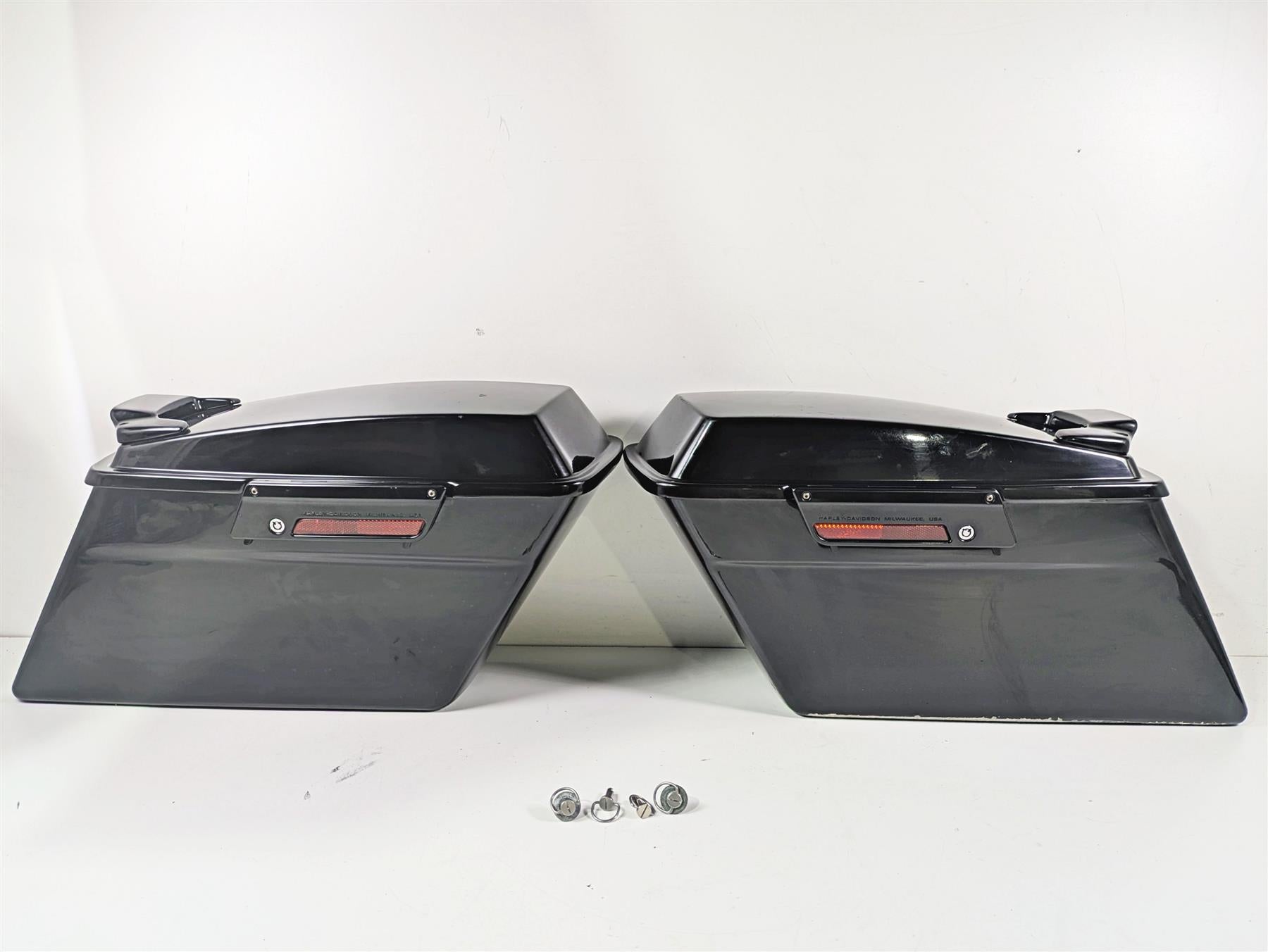 2001 Harley Touring FLHX Street Glide Left Right Saddlebag Set 90752-93 90753-93
