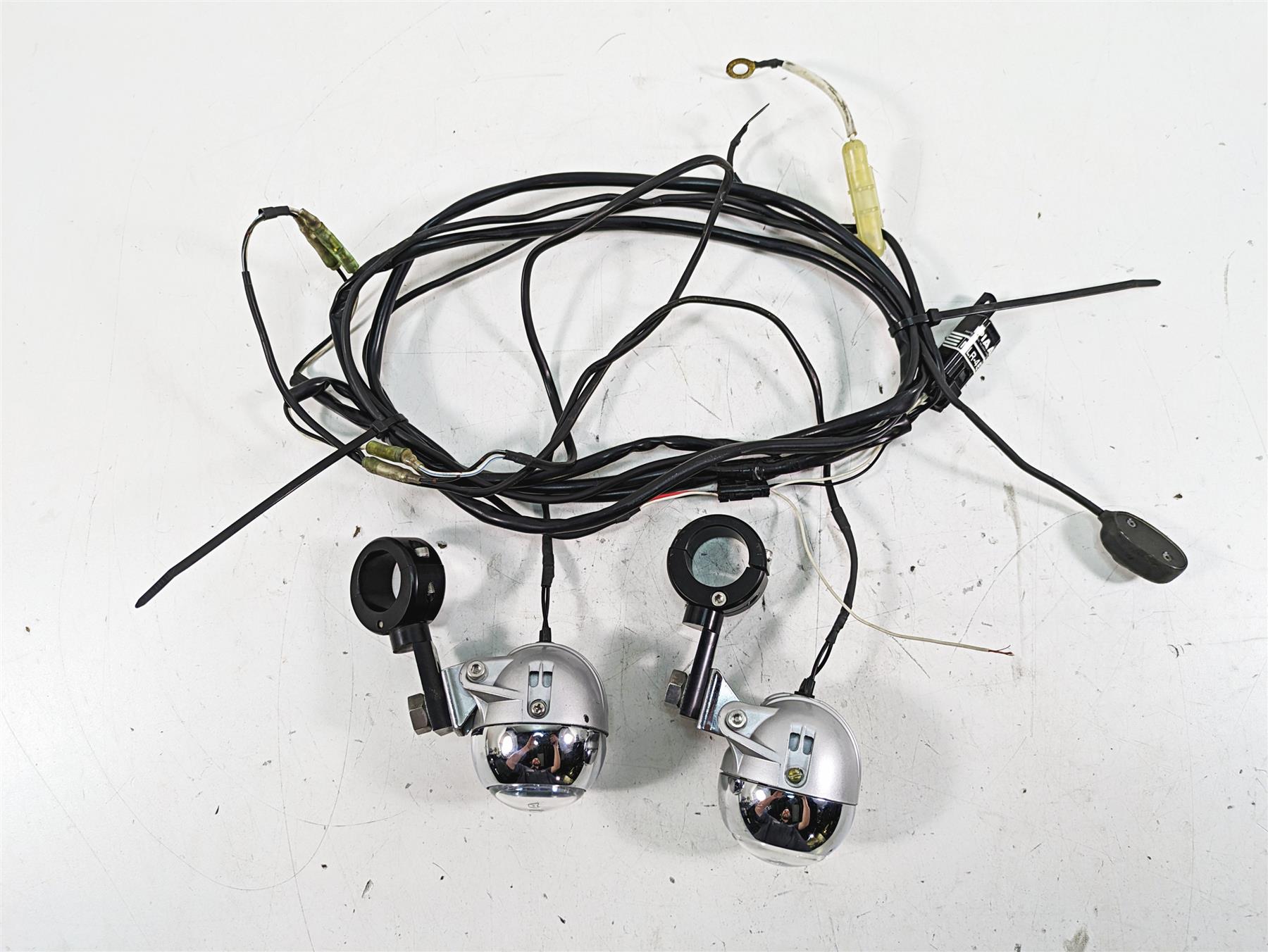 2007 BMW R1200RT K26 PIAA 1100X Halogen Driving Light Multi-Fit Kit 74224 {{ shop.shopifyCountryName }} - Mototech271