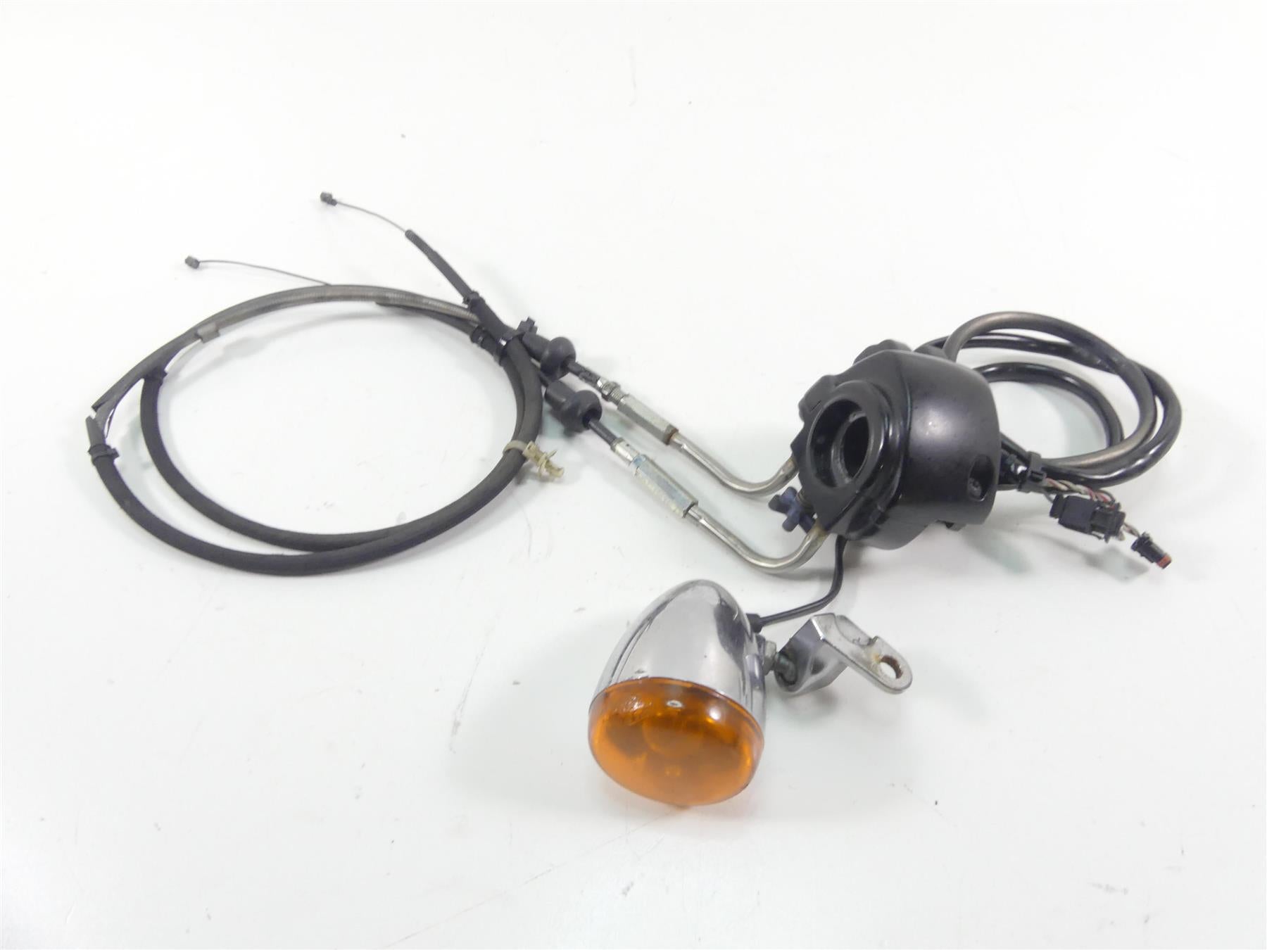 2014 Harley FXDF Dyna Fat Bob Right Control Switch + Blinker - Read 72944-12