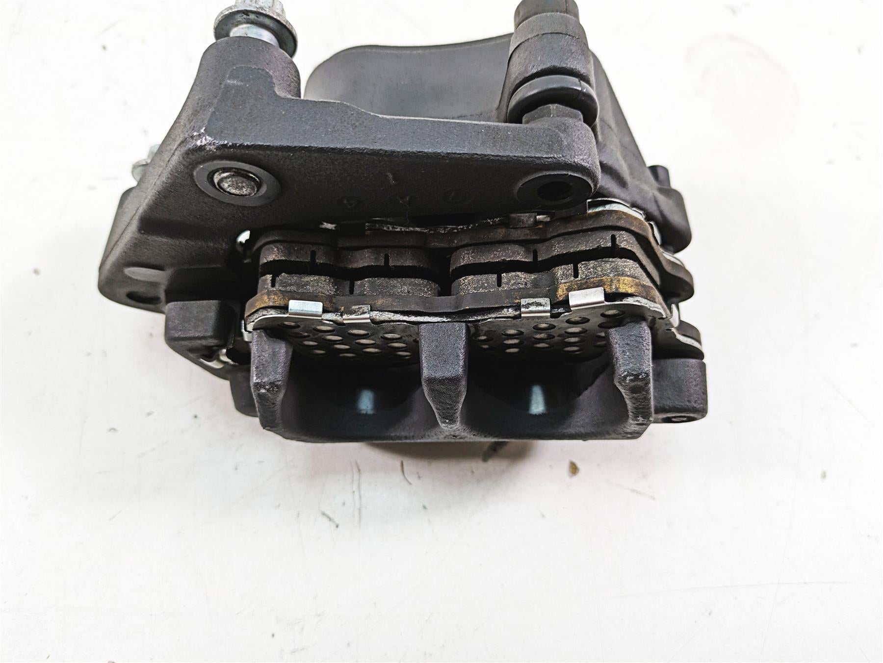2017 Harley XL883 N Sportster Iron Front Brake Caliper 41300010 {{ shop.shopifyCountryName }} - Mototech271