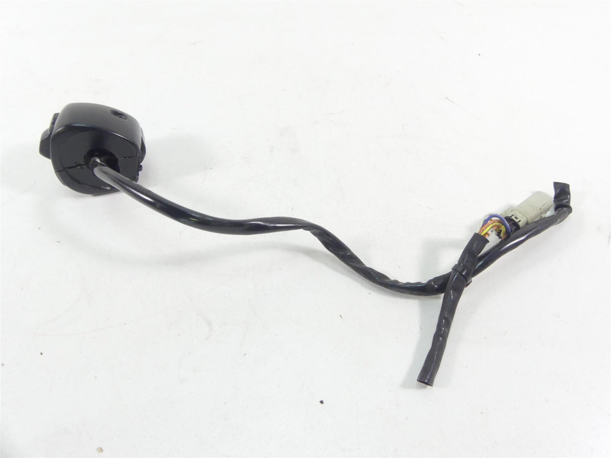 2015 Harley VRSCF Muscle Rod Left Blinker Lights Hand Control Switch 71682-06A {{ shop.shopifyCountryName }} - Mototech271