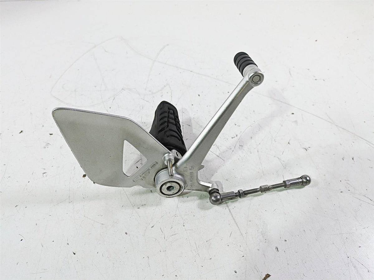 2014 BMW R1200 RT RTW K52 Front Left Footpeg & Shifter 46718535641 46718560383 {{ shop.shopifyCountryName }} - Mototech271