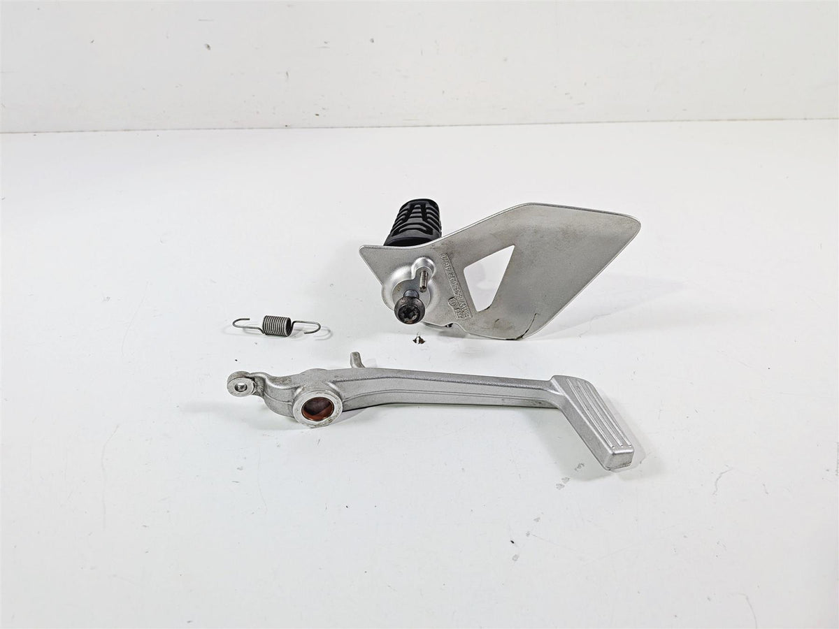 2016 BMW R1200RT RT RTW K52 Right Foot Peg & Brake Pedal 46718535642 46718560382 {{ shop.shopifyCountryName }} - Mototech271