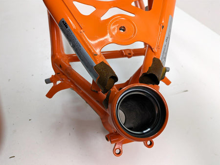 2018 KTM 1090 Adventure R Main Frame Chassis With Clean California Title - Damaged Read 60803001100EB {{ shop.shopifyCountryName }} - Mototech271