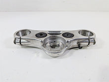 Load image into Gallery viewer, 2007 Harley Dyna FXDB Street Bob Upper Triple Tree Steering Clamp 46311-07
