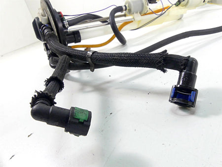 2013 Harley VRSCF Muscle Vrod Fuel Gas Petrol Pump - Tested 75310-07 {{ shop.shopifyCountryName }} - Mototech271