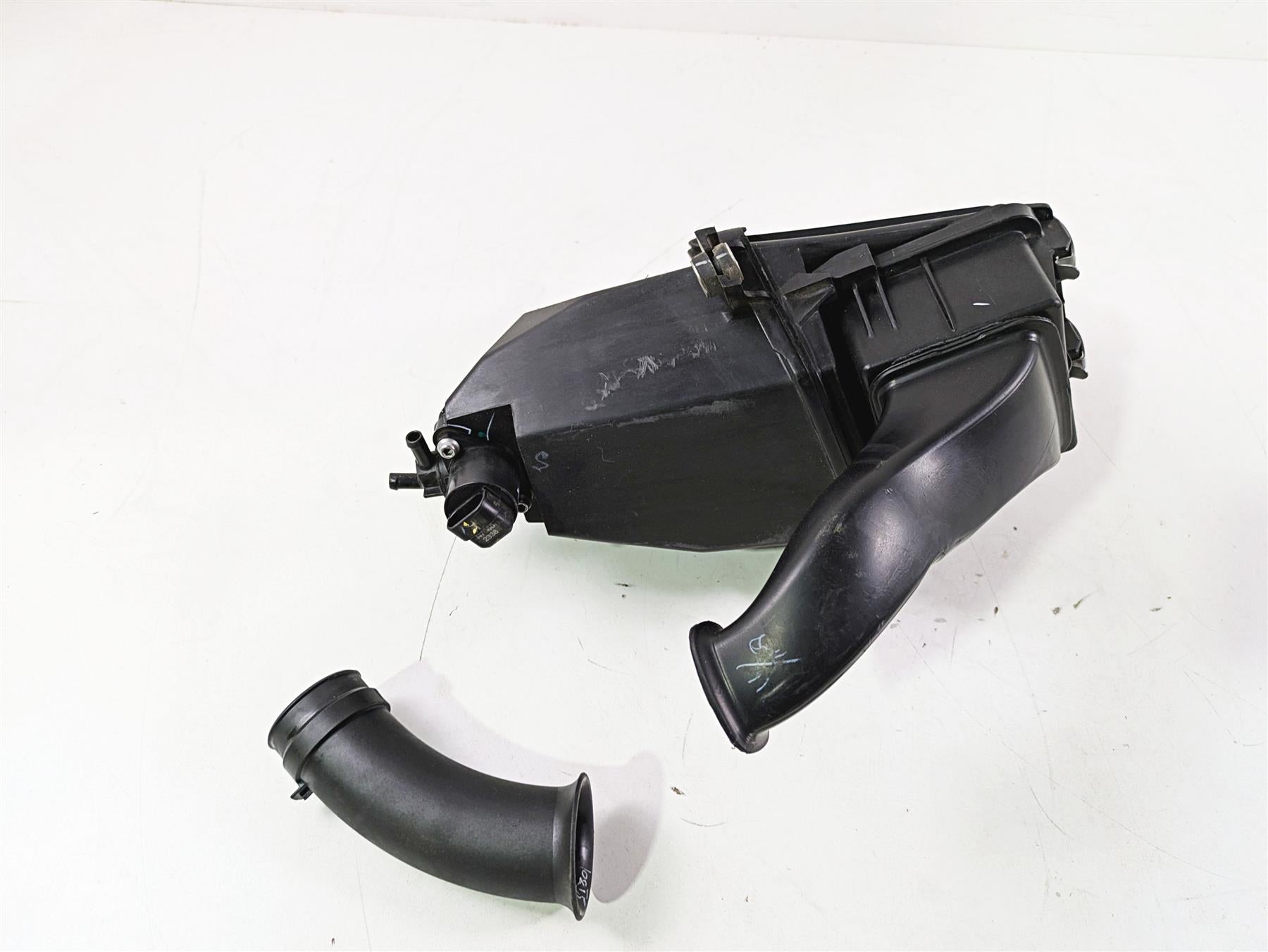 2019 BMW G310GS K02 Air Box Cleaner Breather Filter 13718558303 {{ shop.shopifyCountryName }} - Mototech271