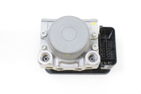2015 Suzuki GSXR1300R Hayabusa Abs Brake Pump Module 55610-15H01 {{ shop.shopifyCountryName }} - Mototech271