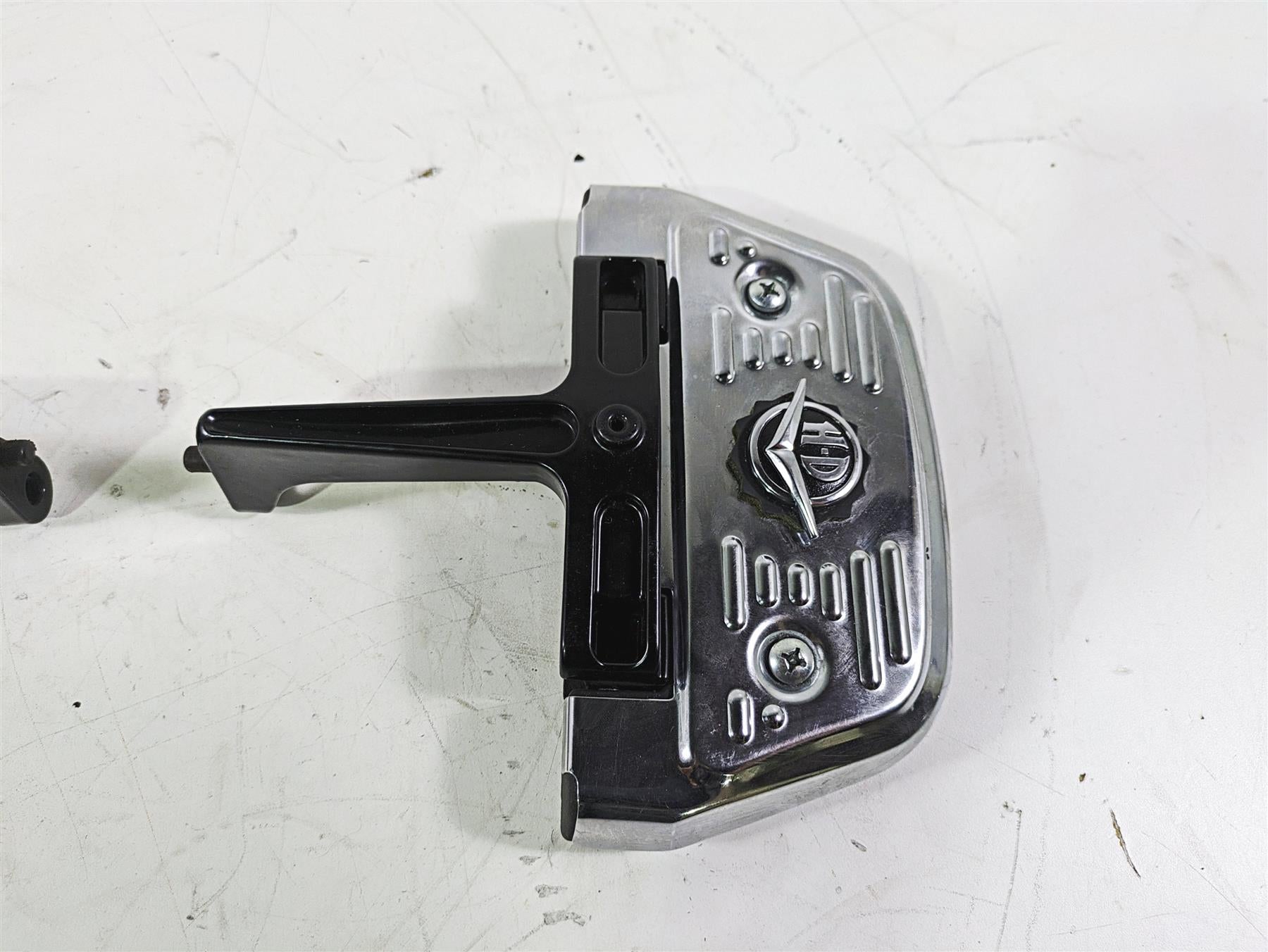 2008 Harley Touring FLHTCU E-Glide 105TH Passenger Floor Board Set 52719-93B {{ shop.shopifyCountryName }} - Mototech271