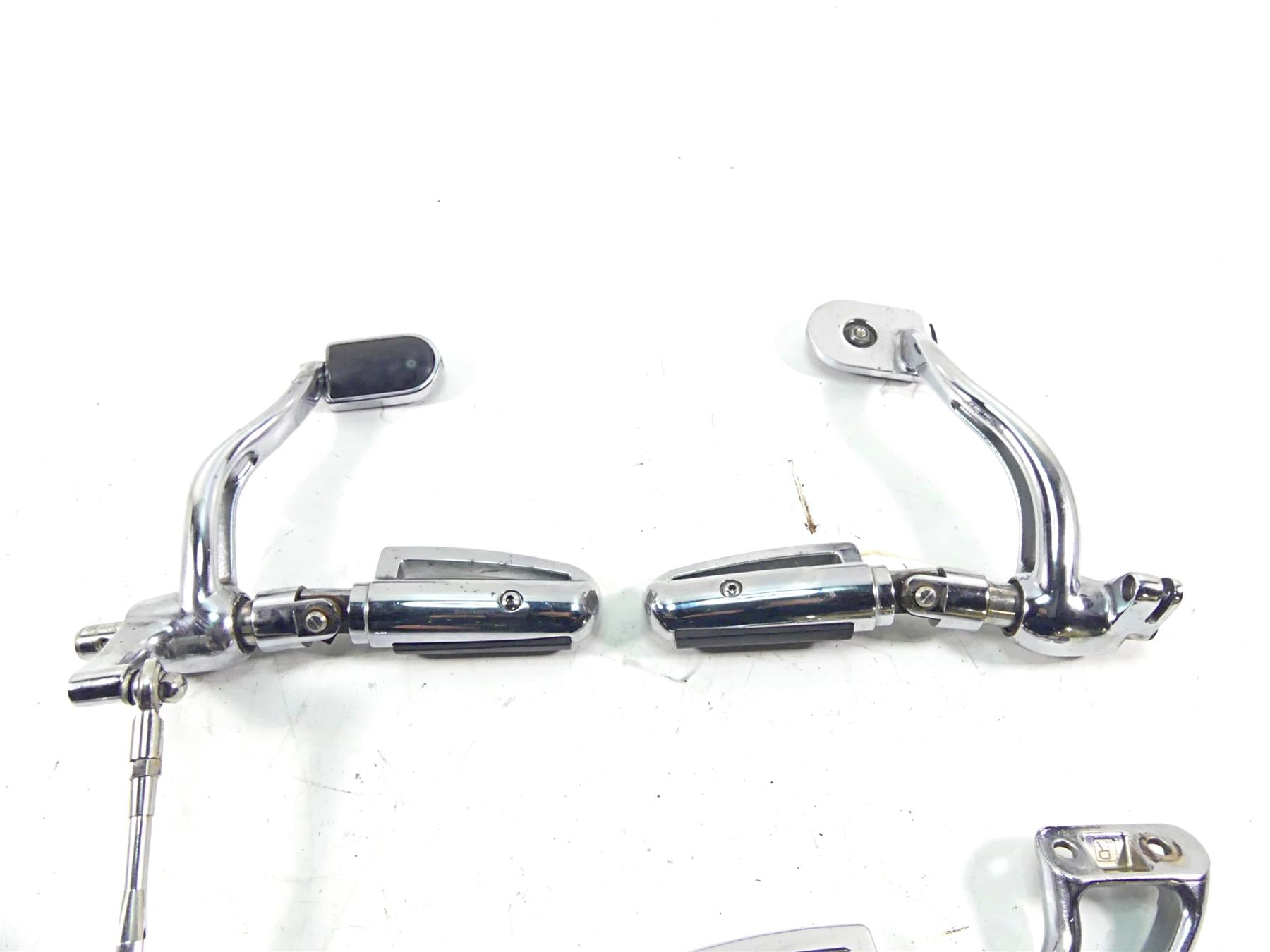 2005 Harley VRSCSE CVO V-Rod Front Rear Chrome Footpeg Control Peg Set 42670-02A {{ shop.shopifyCountryName }} - Mototech271