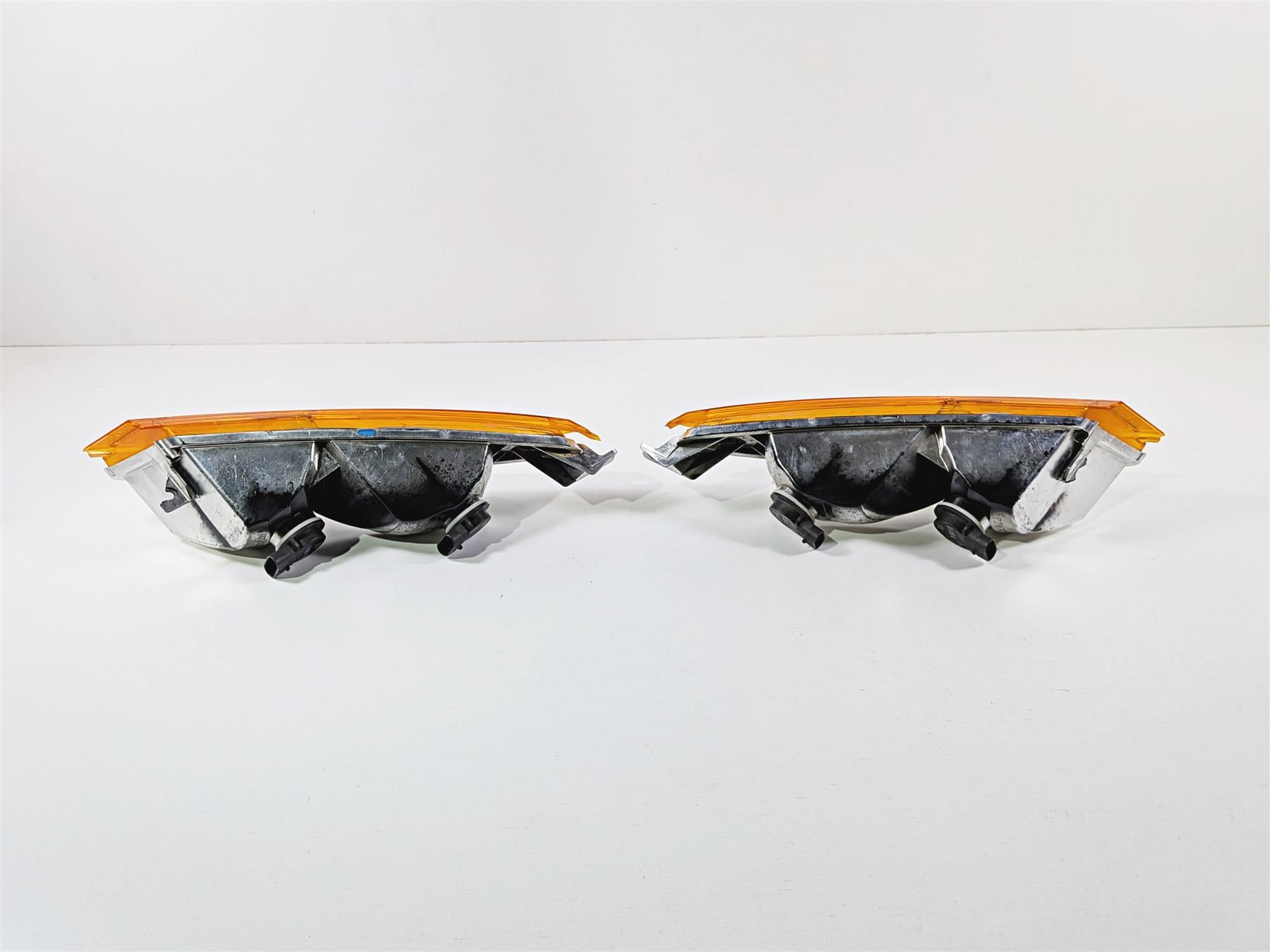2013 Victory Vision Tour Front Blinker Turn Signal Set -Read 2410974 2410973 {{ shop.shopifyCountryName }} - Mototech271