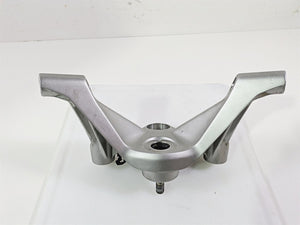 2019 BMW R1250RT K52 Handlebar Mount Upper Triple Tree 32718520053