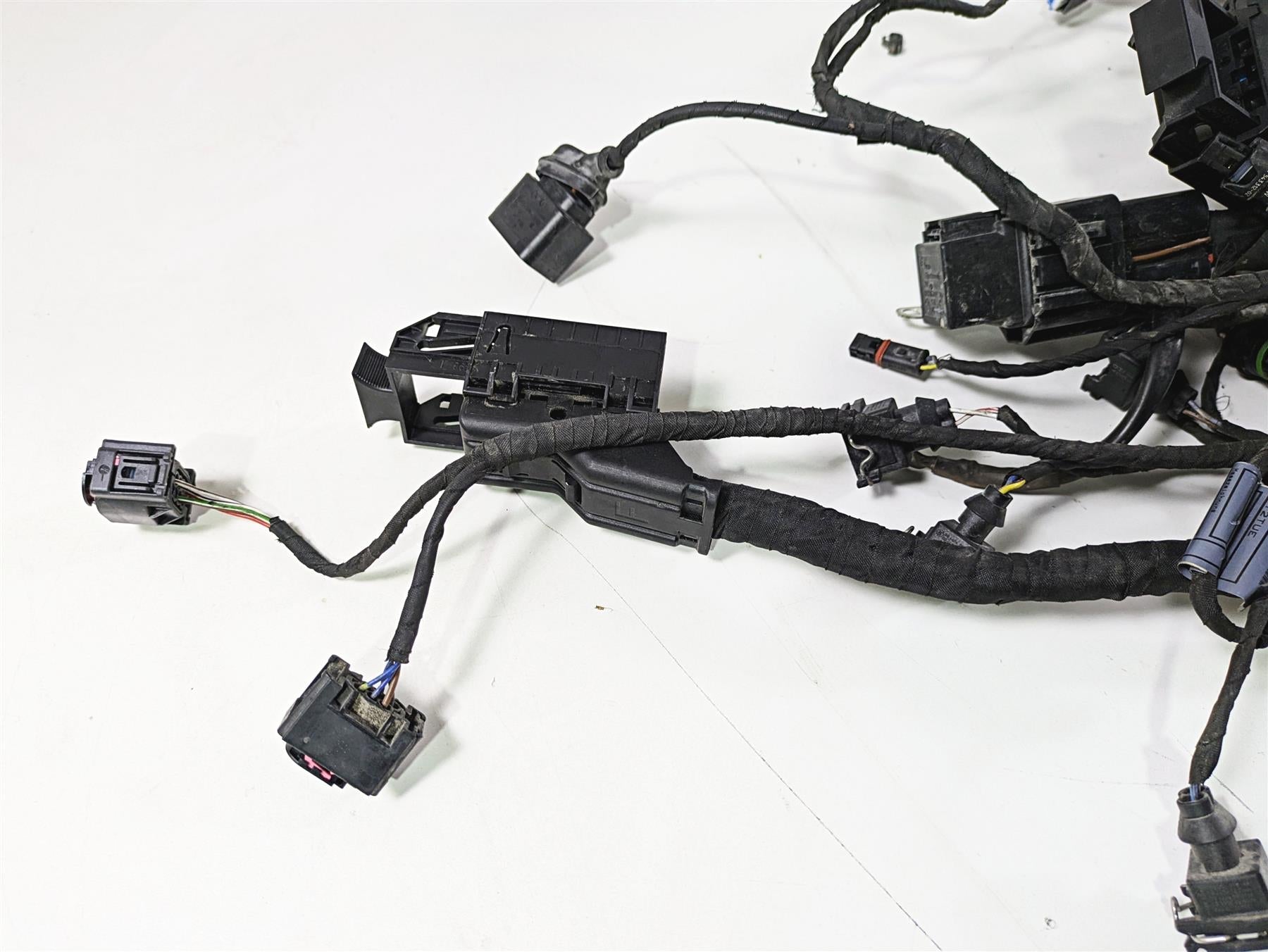 2017 BMW F800GS Adv K75 Engine & Main Wiring Harness Loom -No Cuts 61118566632 {{ shop.shopifyCountryName }} - Mototech271