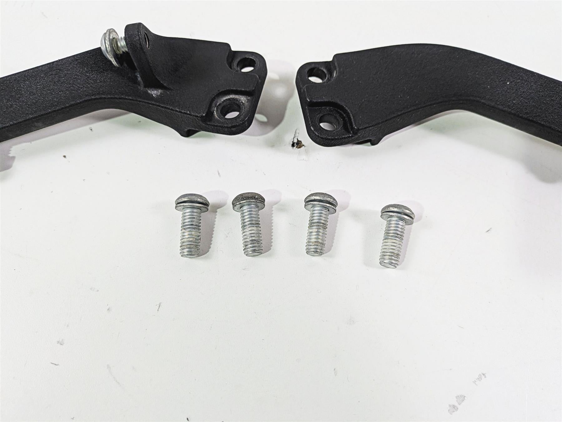 2016 Harley FXDF Dyna Fat Bob Rear Passenger Footpeg Set 49230-06 49224-06A {{ shop.shopifyCountryName }} - Mototech271