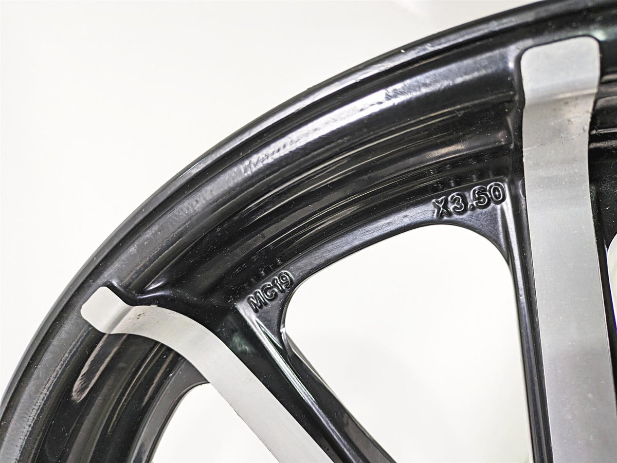 2018 Indian Chieftain Dark Horse Front Wheel Rim 19x3.5 1523059 {{ shop.shopifyCountryName }} - Mototech271