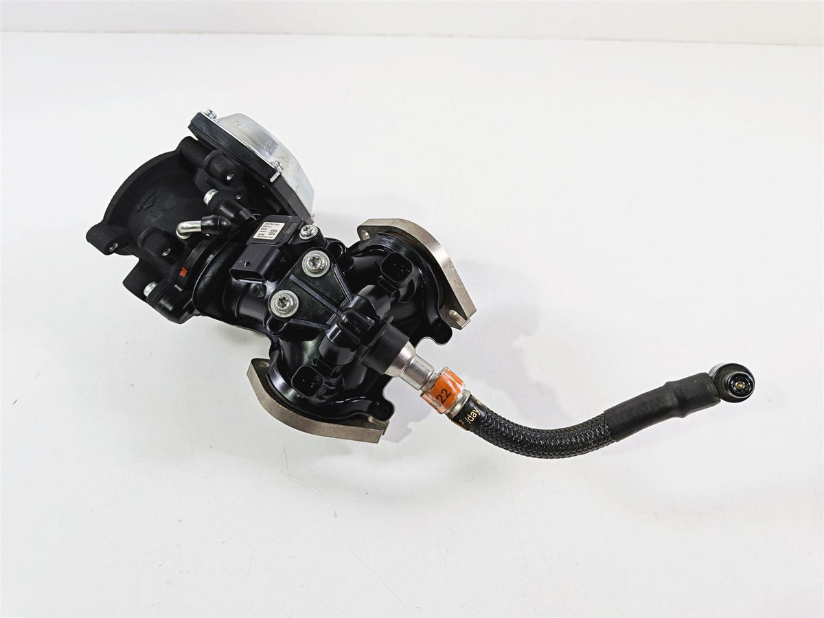 2018 Harley FLHTCU Touring Electra Glide Throttle Body Fuel Injectors 27300122-Mototech271