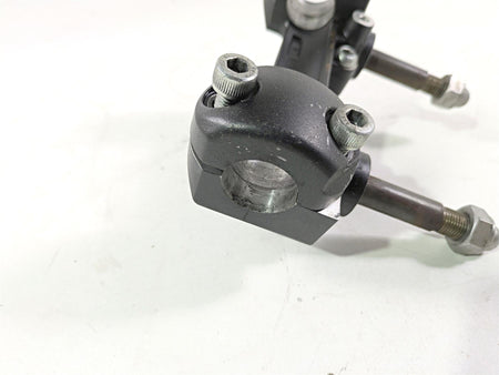 2008 Yamaha XVS1300 V-Star Tourer Handlebar Riser Holder 3D8-23442-00-00 {{ shop.shopifyCountryName }} - Mototech271