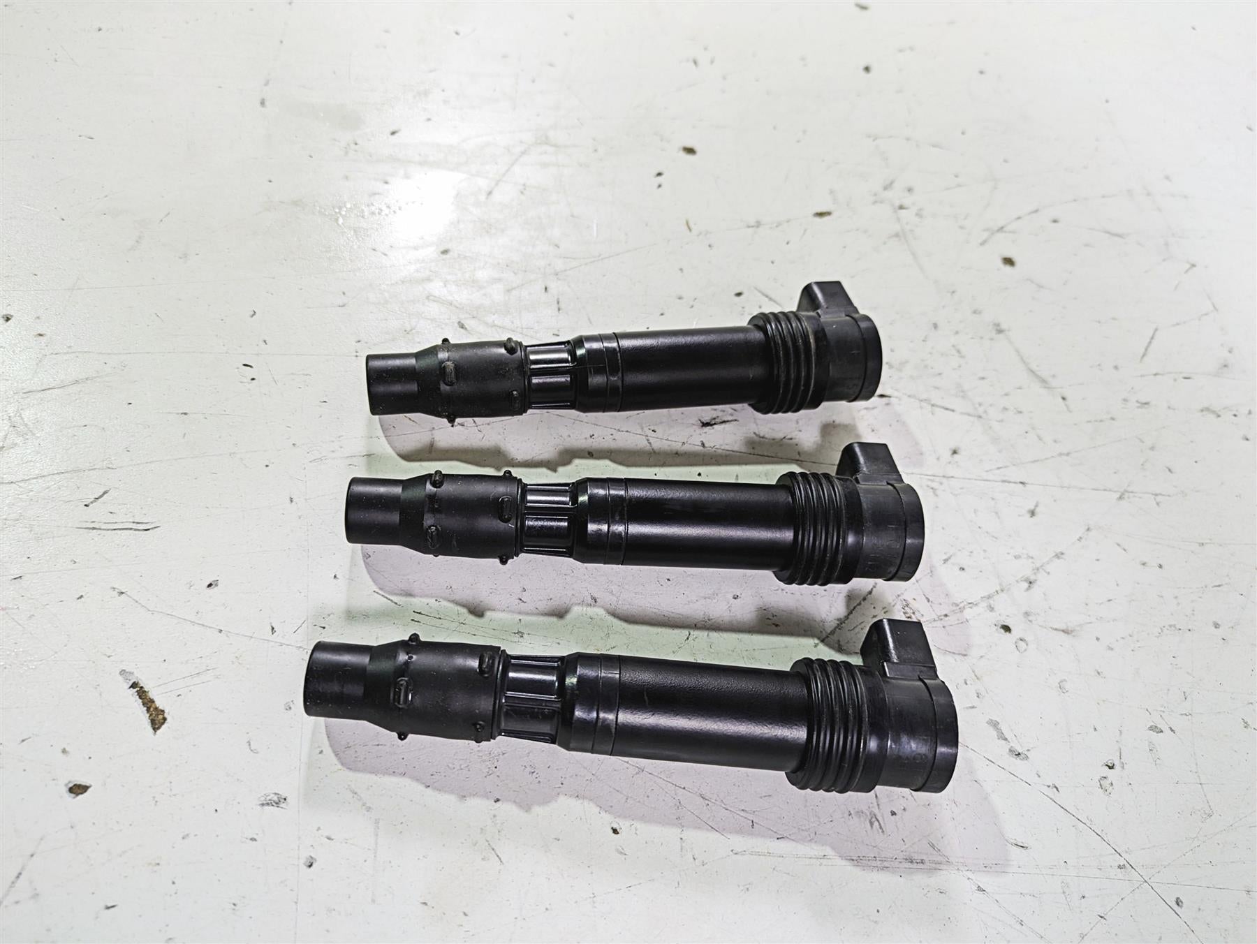 2023 Triumph Street Triple 765 RS Ignition Coils Stick Coil Set T1291504 {{ shop.shopifyCountryName }} - Mototech271
