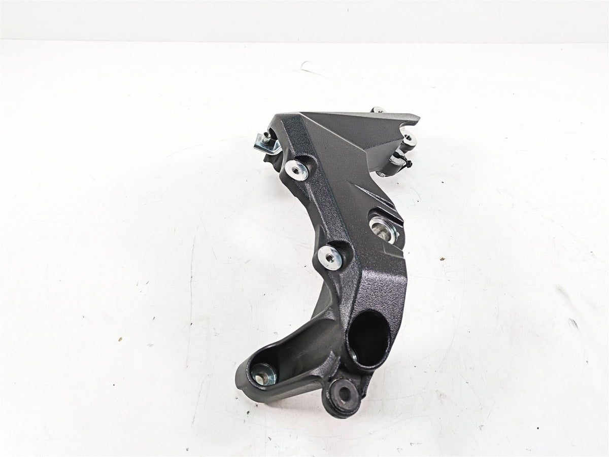 2017 Mv Agusta Dragster 800 Right Frame Footpeg Mount Plate Bracket 8BA0B5642 {{ shop.shopifyCountryName }} - Mototech271