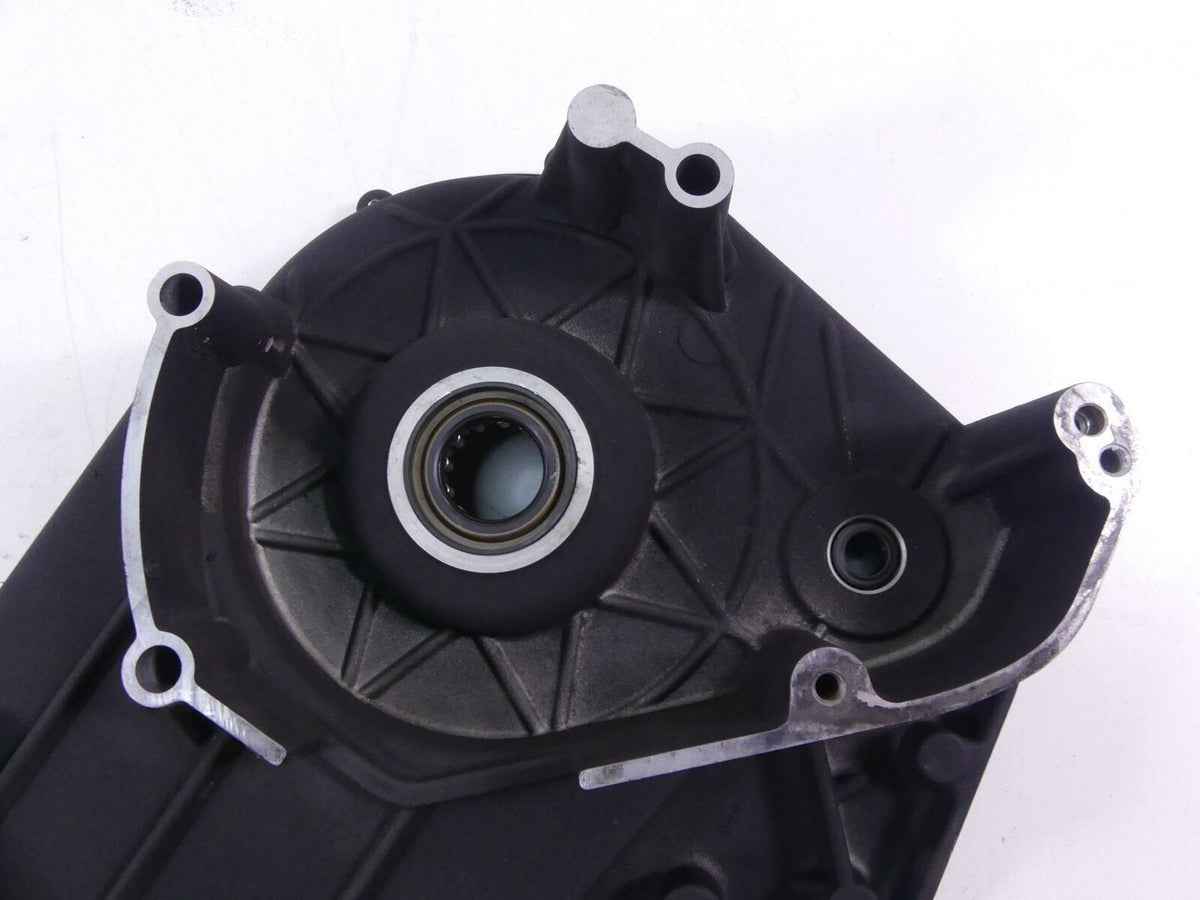 2006 Harley Touring FLHTCUI Electra Glide Inner Primary Drive Cover 60677-01C {{ shop.shopifyCountryName }} - Mototech271