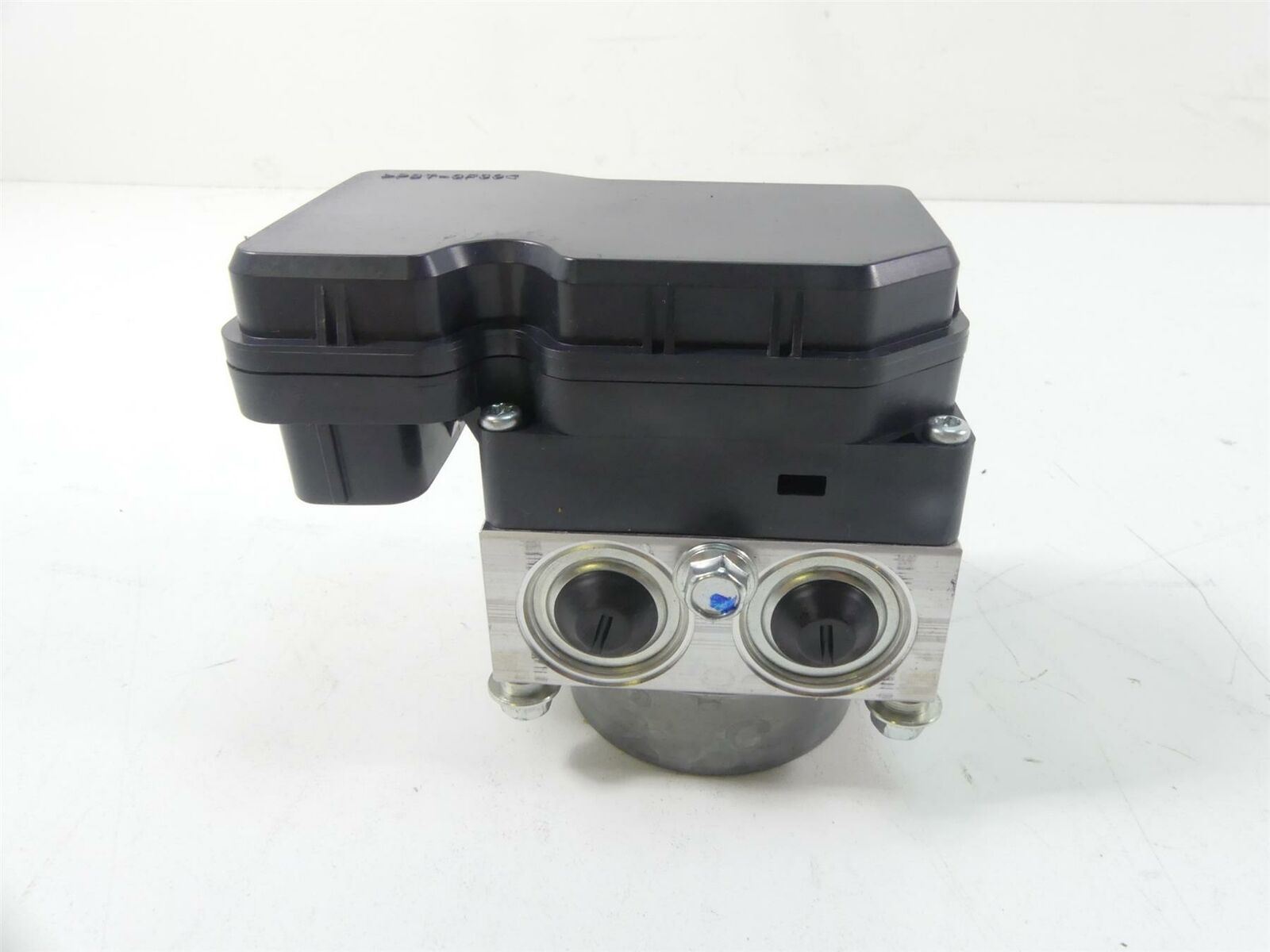 2020 Yamaha VMX17 1700 Advics Abs Brake Pump Pressure Module 2S3-85930-10-00 {{ shop.shopifyCountryName }} - Mototech271