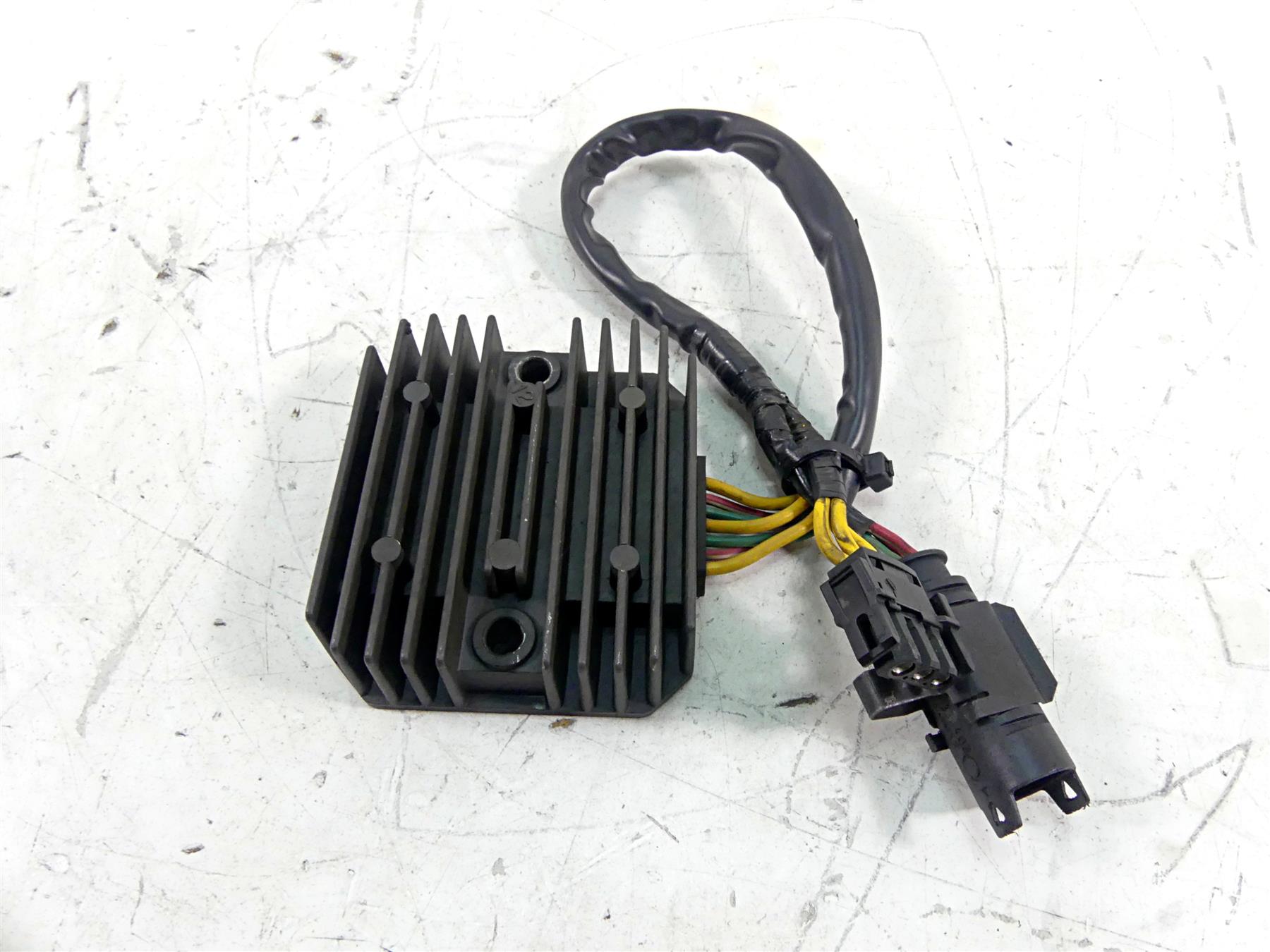 2013 BMW F800GS STD K72 Rectifier Voltage Regulator SH541SC 61312346550 {{ shop.shopifyCountryName }} - Mototech271