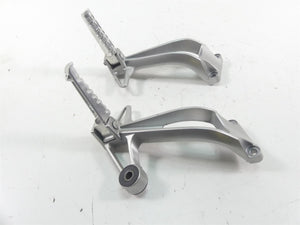 2008 Yamaha FZ1 Fazer Rear Passenger Footpeg Set 2D1-2741L-00-00 2D1-2742L-00-00