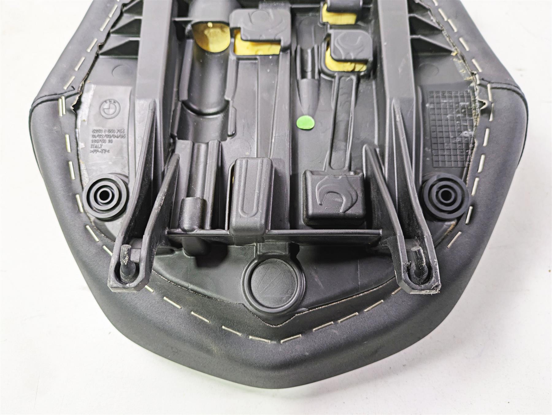 2016 BMW R1200RS K54 Rear Passenger Saddle Seat 52538534320 {{ shop.shopifyCountryName }} - Mototech271