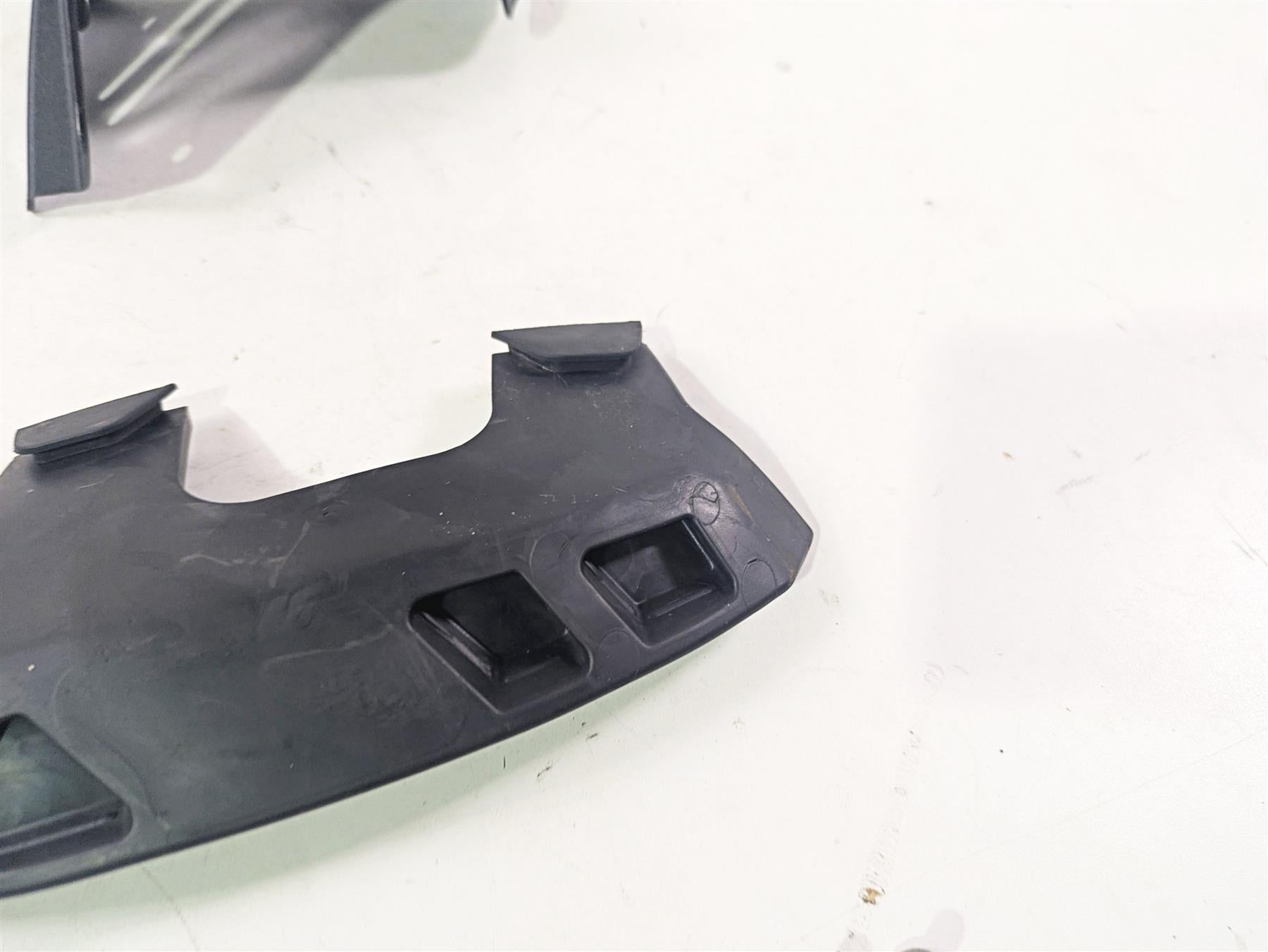 2010 BMW R1200GS K25 Aluminum Cylinder Head Cover Guard Set 77128357955 {{ shop.shopifyCountryName }} - Mototech271