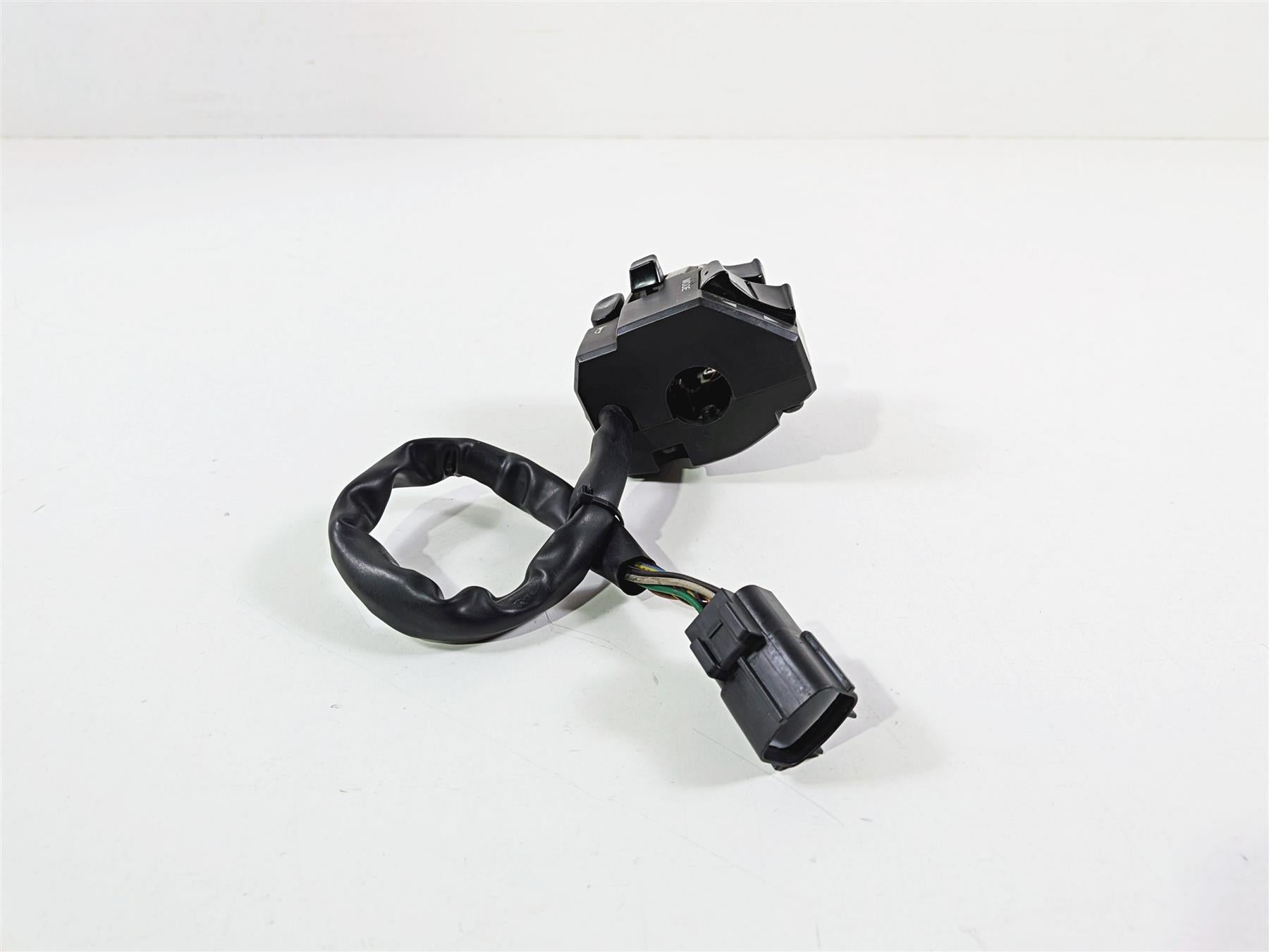 2008 Ducati 1098 SBK Left Hand Turn Signal Control Switch 65110041A-Mototech271