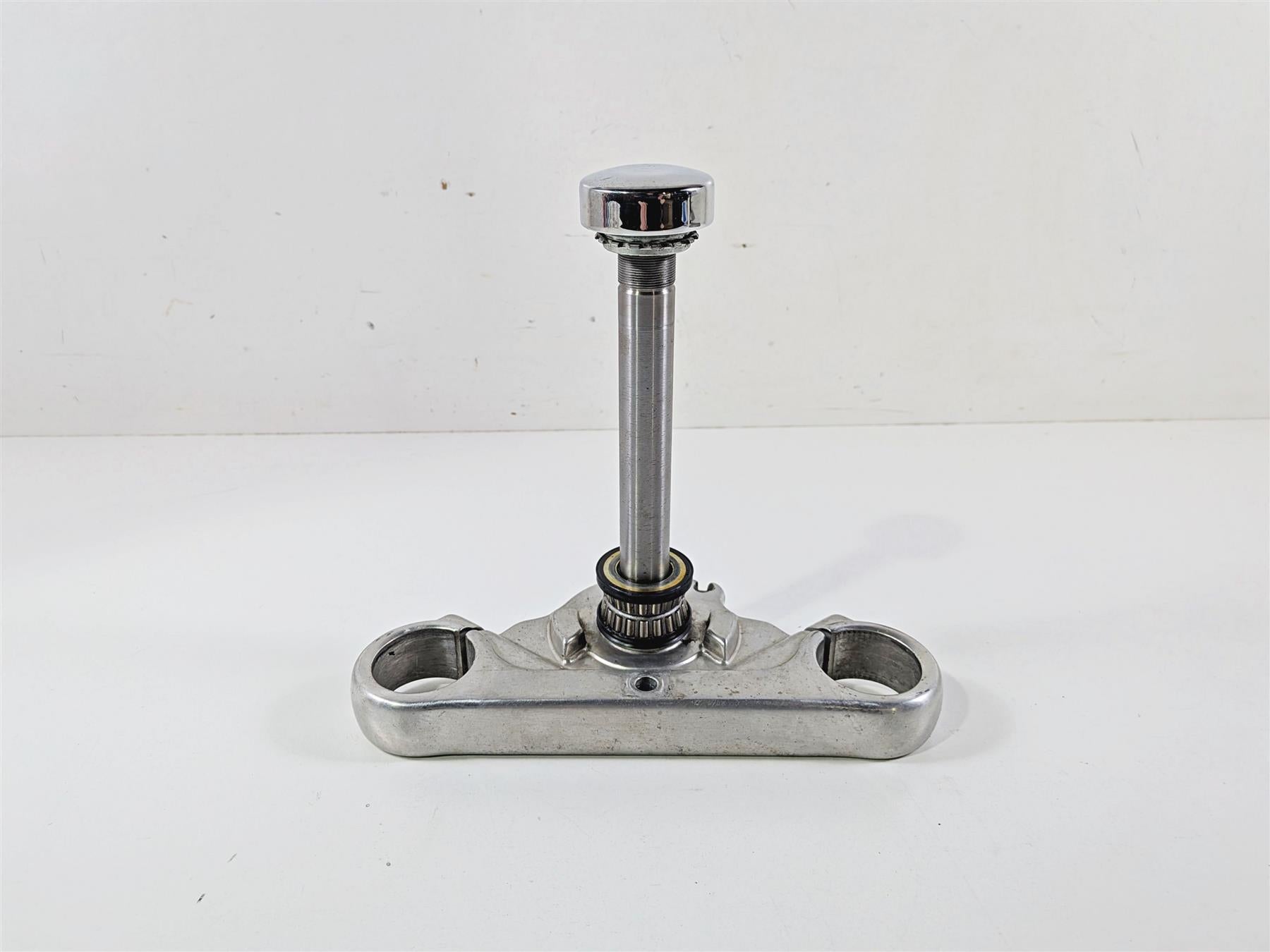 2014 Harley FXDL Dyna Low Rider Lower Triple Tree Steering Clamp 49mm 45539-08 {{ shop.shopifyCountryName }} - Mototech271
