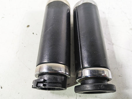 2005 Harley Softail FLSTFSE CVO Fat Boy Left Right Hand Grip Set 56020-98A {{ shop.shopifyCountryName }} - Mototech271