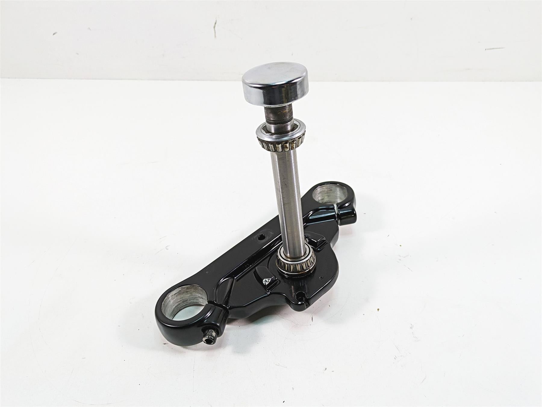 2009 Harley FXDF Dyna Fat Bob Lower Triple Tree Clamp 49mm - Read 47648-08 {{ shop.shopifyCountryName }} - Mototech271