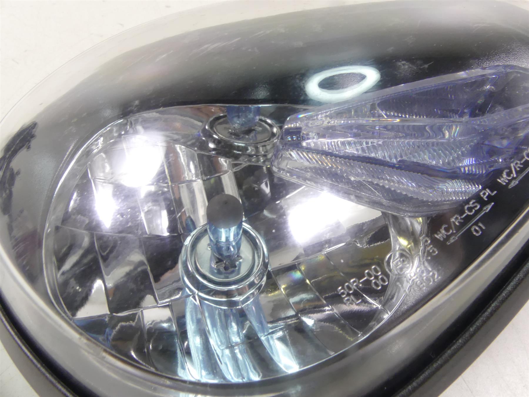 2019 Triumph Street Triple 765R Oem Head Light Lamp Headlight T2701608 {{ shop.shopifyCountryName }} - Mototech271
