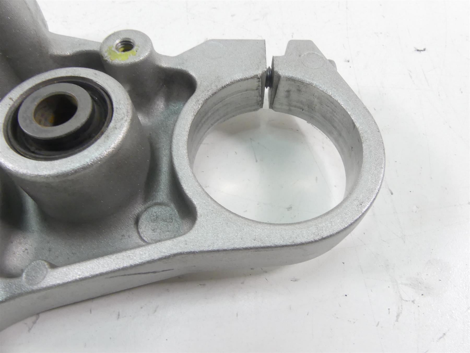 2008 Yamaha FZ1 Fazer Upper Triple Tree Steering Clamp 50mm 2D1-23405-11-00 {{ shop.shopifyCountryName }} - Mototech271