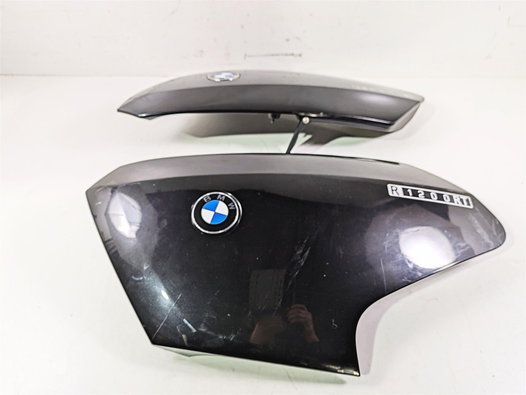 2009 BMW R1200RT K26 Upper Side Panel Cover Fairing Set 46637682943 46637682944 {{ shop.shopifyCountryName }} - Mototech271