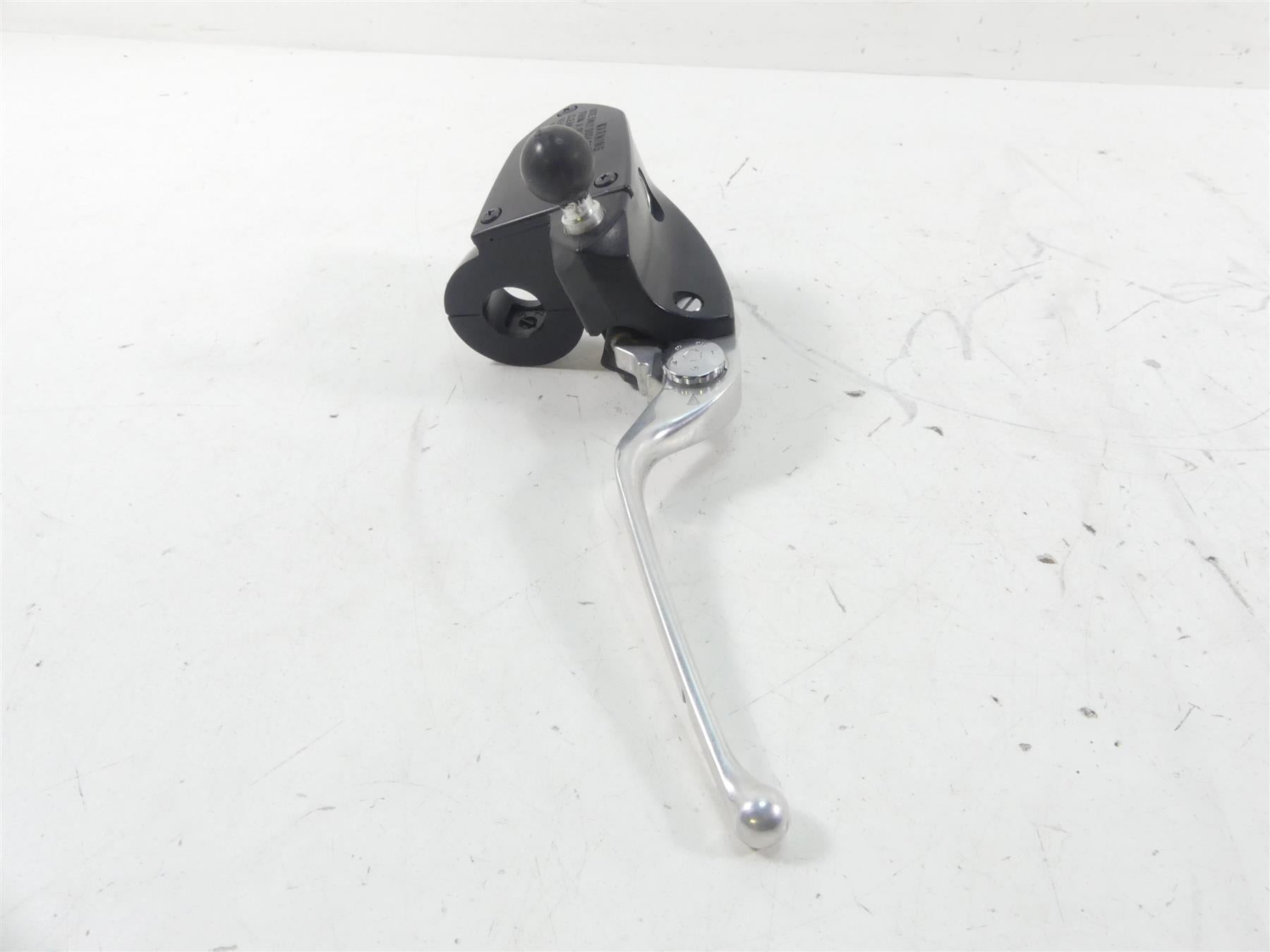 2011 Victory Vision Tour Front Brake Master Cylinder + Lever 1911378 1912685 {{ shop.shopifyCountryName }} - Mototech271