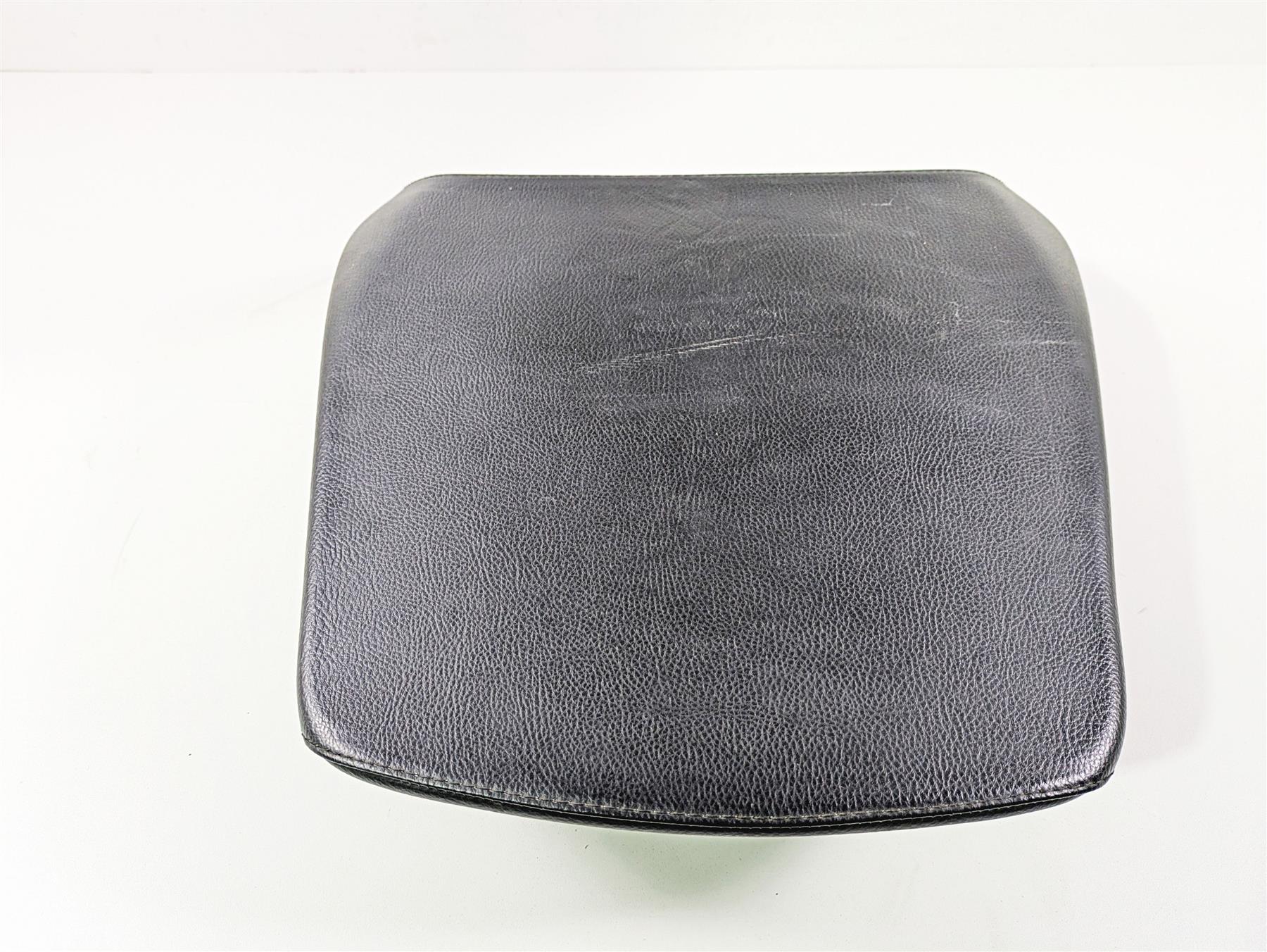 2019 BMW R1250RT K52 Heated Rear Passenger Seat Saddle 52538395545 {{ shop.shopifyCountryName }} - Mototech271