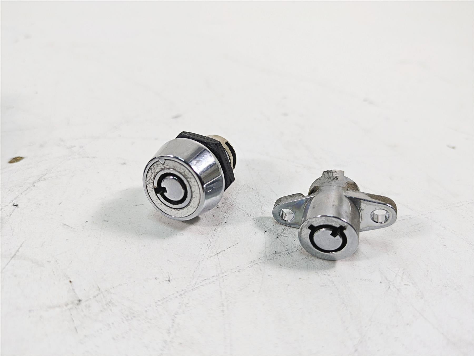 2014 Harley Touring FLHTK Electra Glide Ignition Switch Key Lock Set 71400012B {{ shop.shopifyCountryName }} - Mototech271
