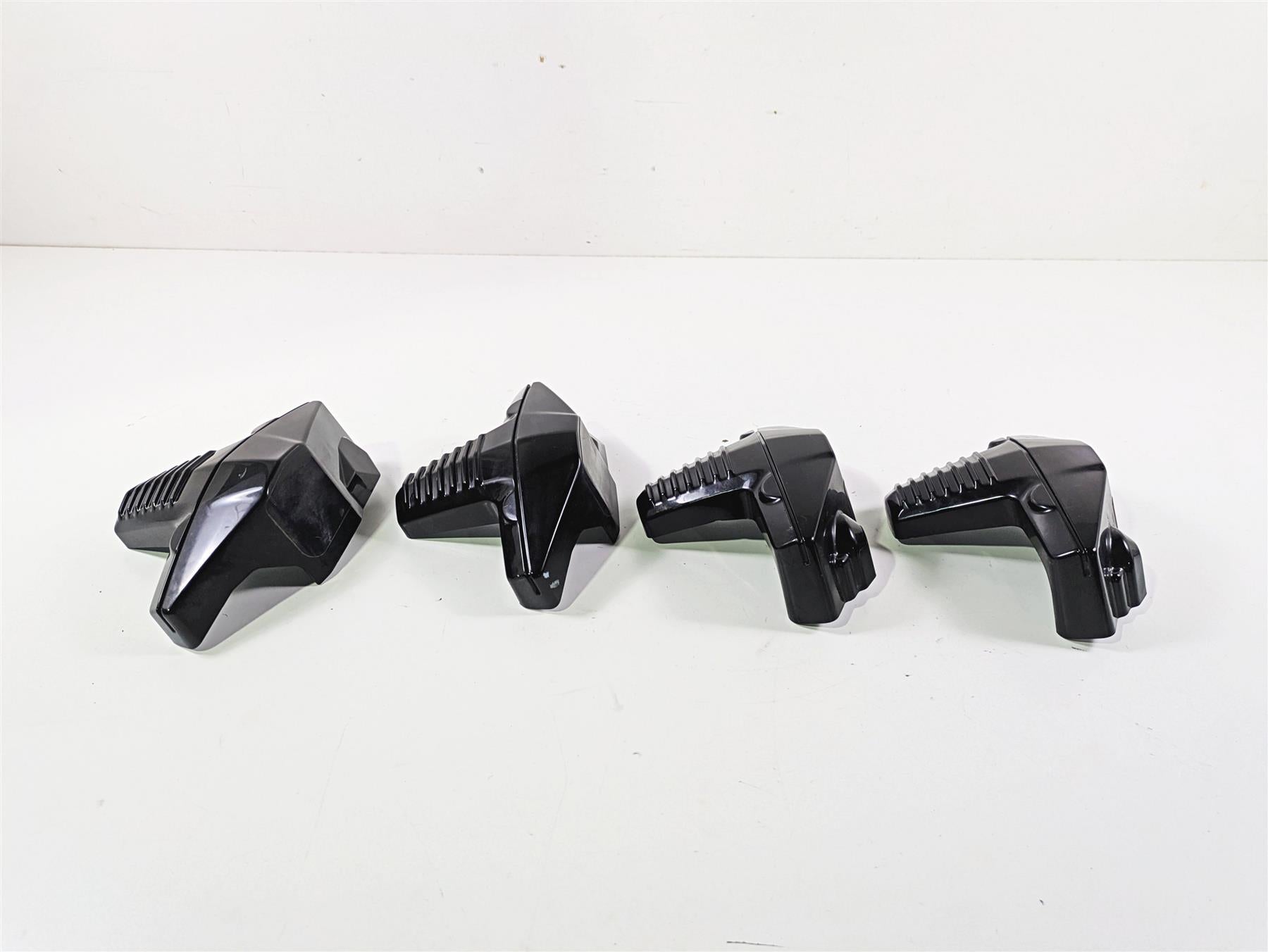 2019 Suzuki M109R VZR1800 Boulevard Cylinderhead Cover Set Black 11174-48G20 {{ shop.shopifyCountryName }} - Mototech271