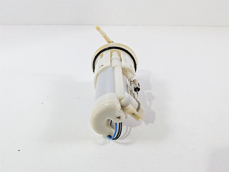 2008 Yamaha YZF R1 RN19 Fuel Gas Petrol Pump - Tested 4C8-13907-00-00 4C8-13907-04-00 {{ shop.shopifyCountryName }} - Mototech271