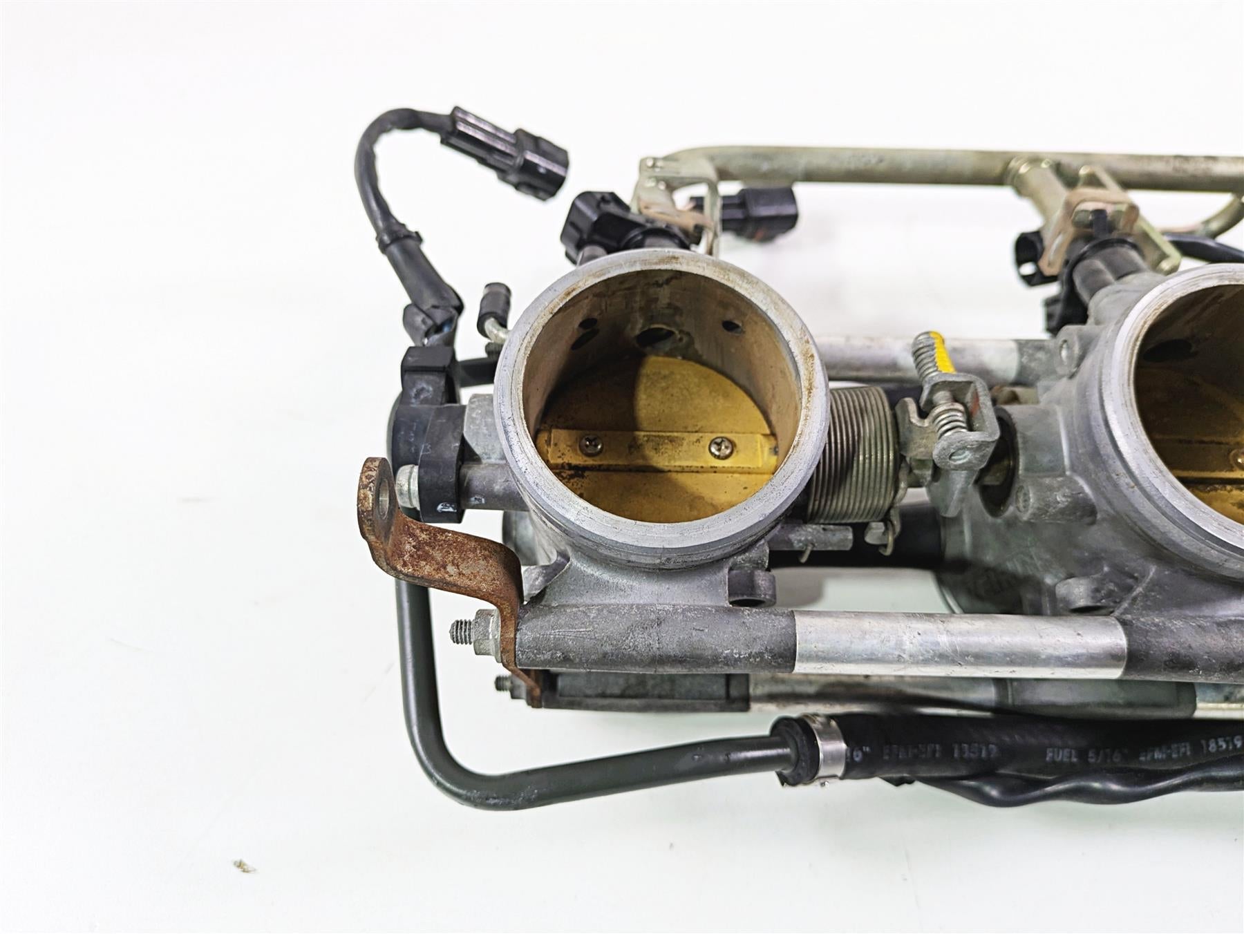 2006 Triumph Rocket 3 Throttle Body Fuel Injection - Keihin Tested T1245100 {{ shop.shopifyCountryName }} - Mototech271