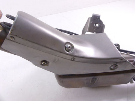 2015 Yamaha YZF-R1M Exhaust Pipe Mid Chamber & Servo Motor 2CR-14730-00-00 {{ shop.shopifyCountryName }} - Mototech271
