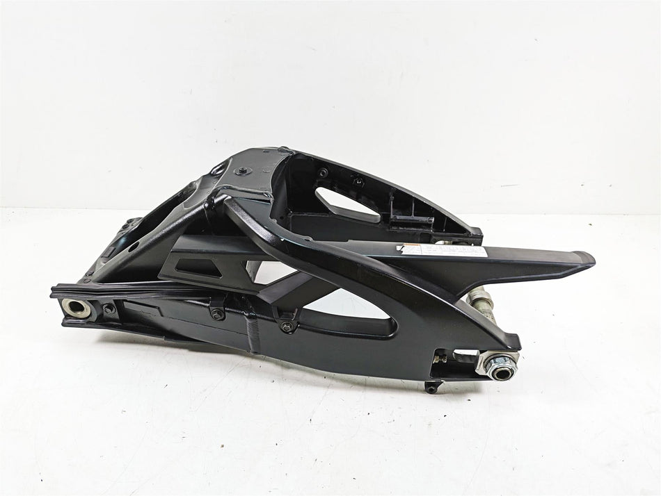 2009 Suzuki GSXR750 K9 Straight Rear Swingarm Swing Arm & Axle 61000-01H10-YAP {{ shop.shopifyCountryName }} - Mototech271